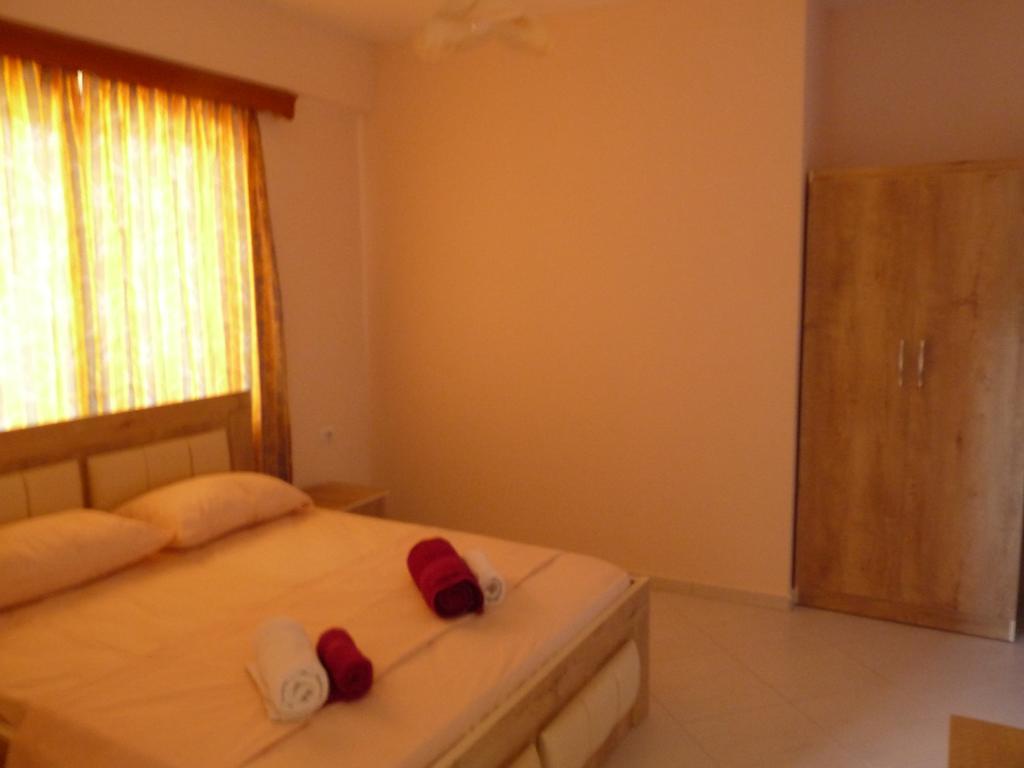 Elti Apartment Sarande Exterior photo